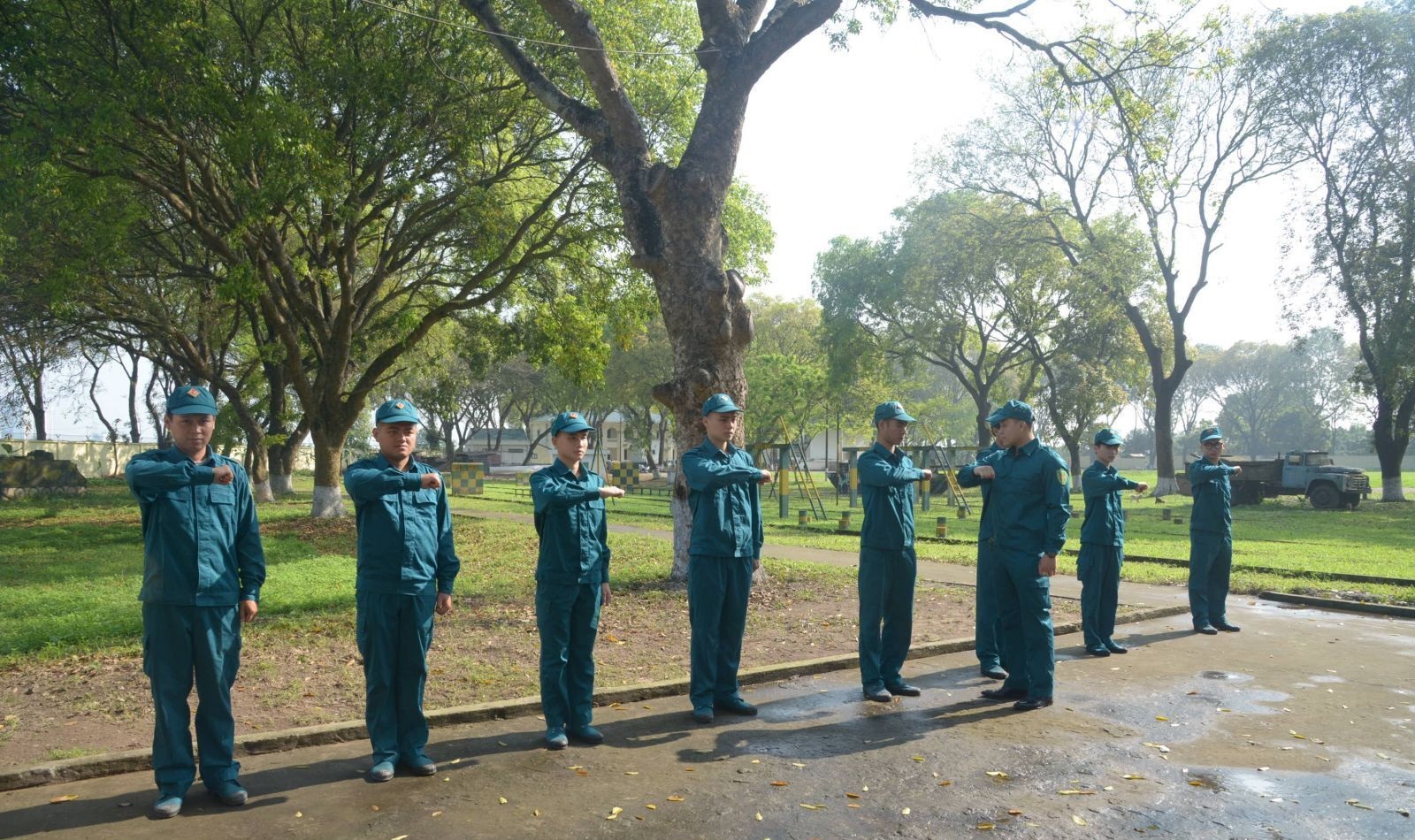 Lực lượng dân quân Hoàng Mai bắt đầu huấn luyện năm 2024: Nâng cao kỹ năng và sẵn sàng chiến đấu