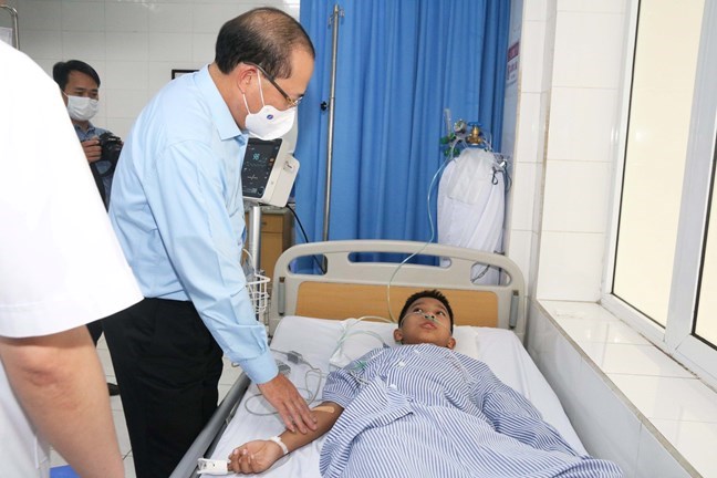 Sự quan tâm của lãnh đạo Uỷ ban Trung ương MTTQ Việt Nam đối với nạn nhân vụ cháy tại phường Trung Kính