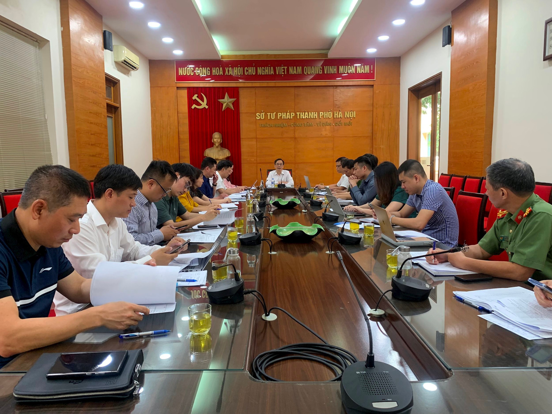 Đơn giản hóa thủ tục hành chính: Miễn phí cấp lý lịch tư pháp trên VneID từ ngày 1-6