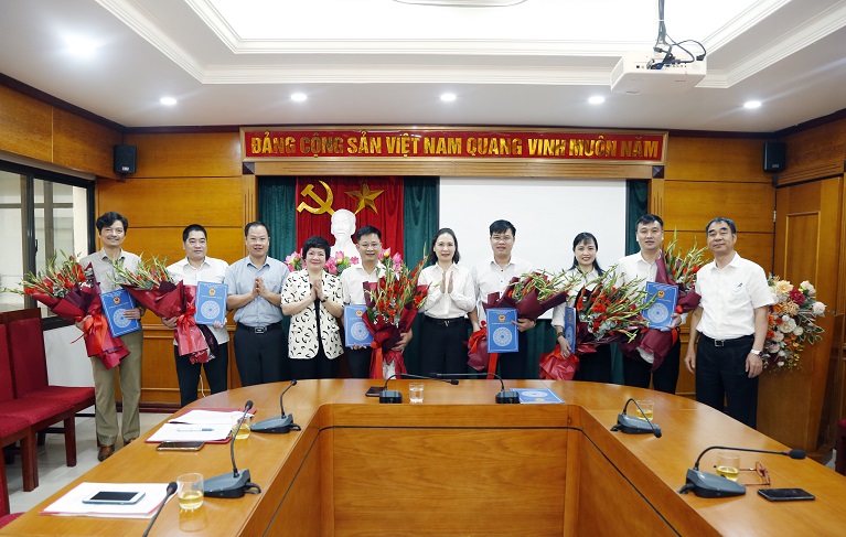 Cán bộ chủ chốt quận Hà Đông được điều động, bổ nhiệm