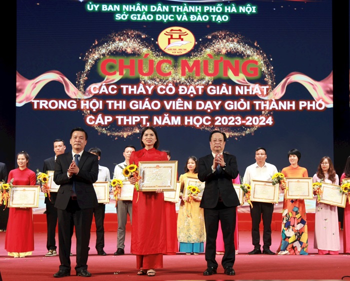 100% giáo viên dự thi đều đoạt giải Hội thi giáo viên dạy giỏi cấp thành phố
