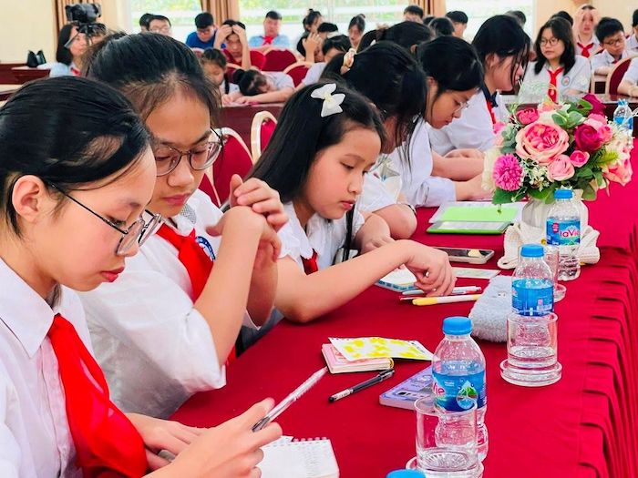 Diễn đàn trẻ em Hà Nội: Nâng cao nhận thức, xây dựng tình bạn đẹp, nói không với bạo lực học đường