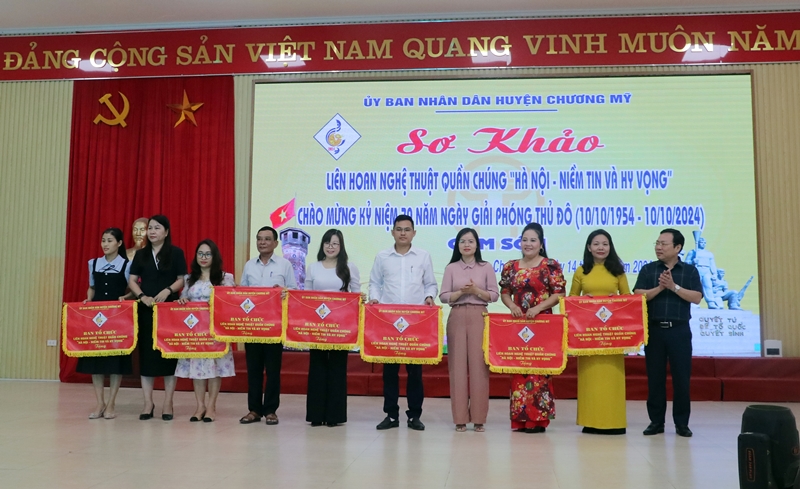 Liên hoan nghệ thuật quần chúng cụm số 1: Sân chơi nghệ thuật đặc sắc