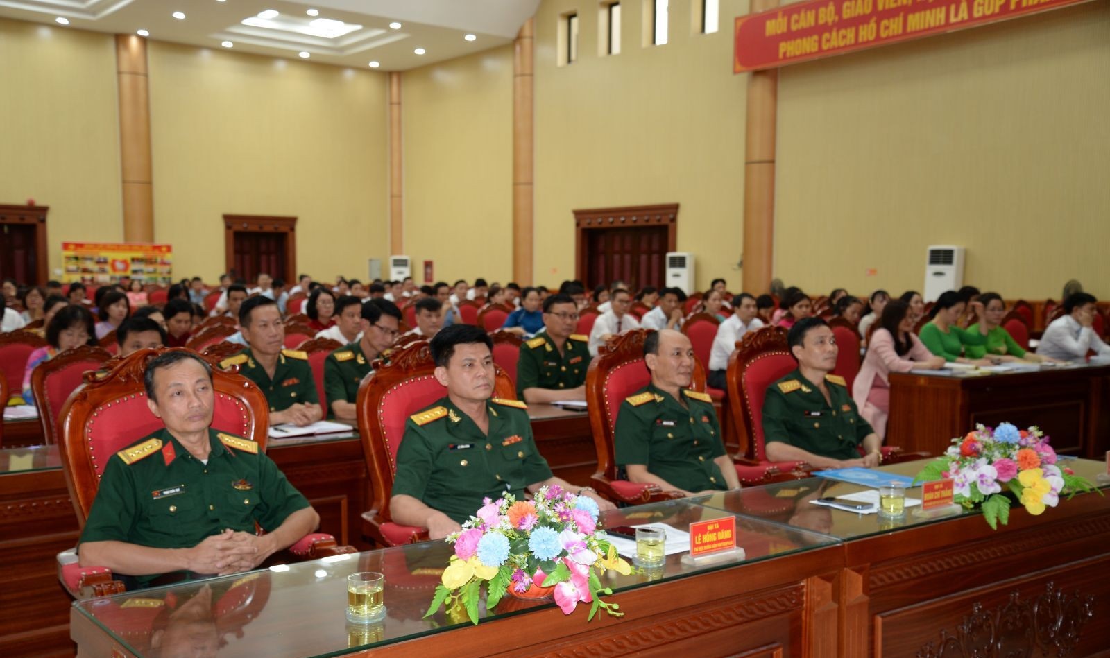 Nâng cao nhận thức quốc phòng, an ninh: Khai giảng lớp bồi dưỡng kiến thức cho đối tượng 3