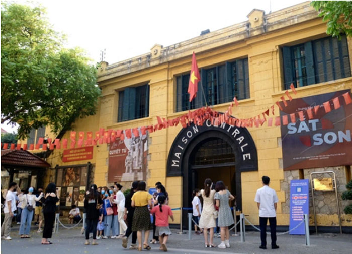 Thành phố Hà Nội sôi động với các hoạt động văn hóa, nghệ thuật và thể thao chào mừng các ngày lễ lớn