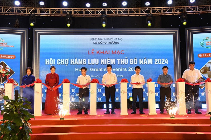 Hội chợ Hàng lưu niệm Thủ đô 2024: Kết nối giao thương và phát huy giá trị làng nghề