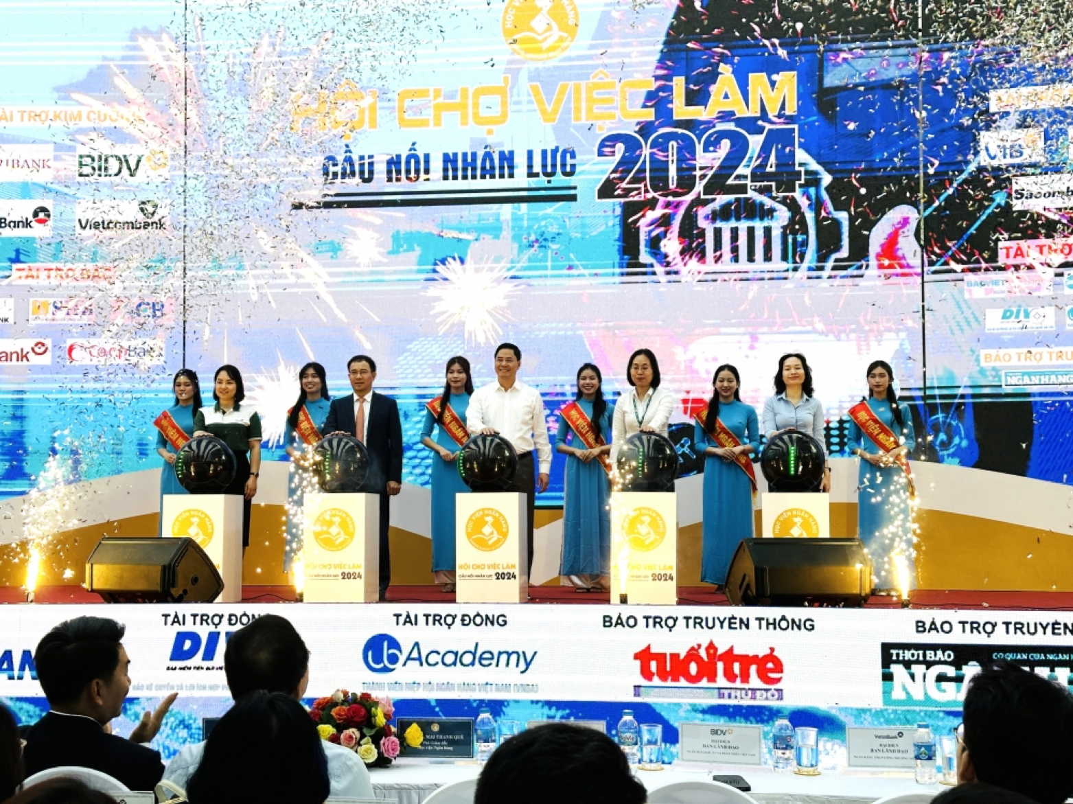  "Hội chợ việc làm - Cầu nối nhân lực 2024": Nối kết nhà tuyển dụng - Sinh viên, mở ra cánh cửa tương lai