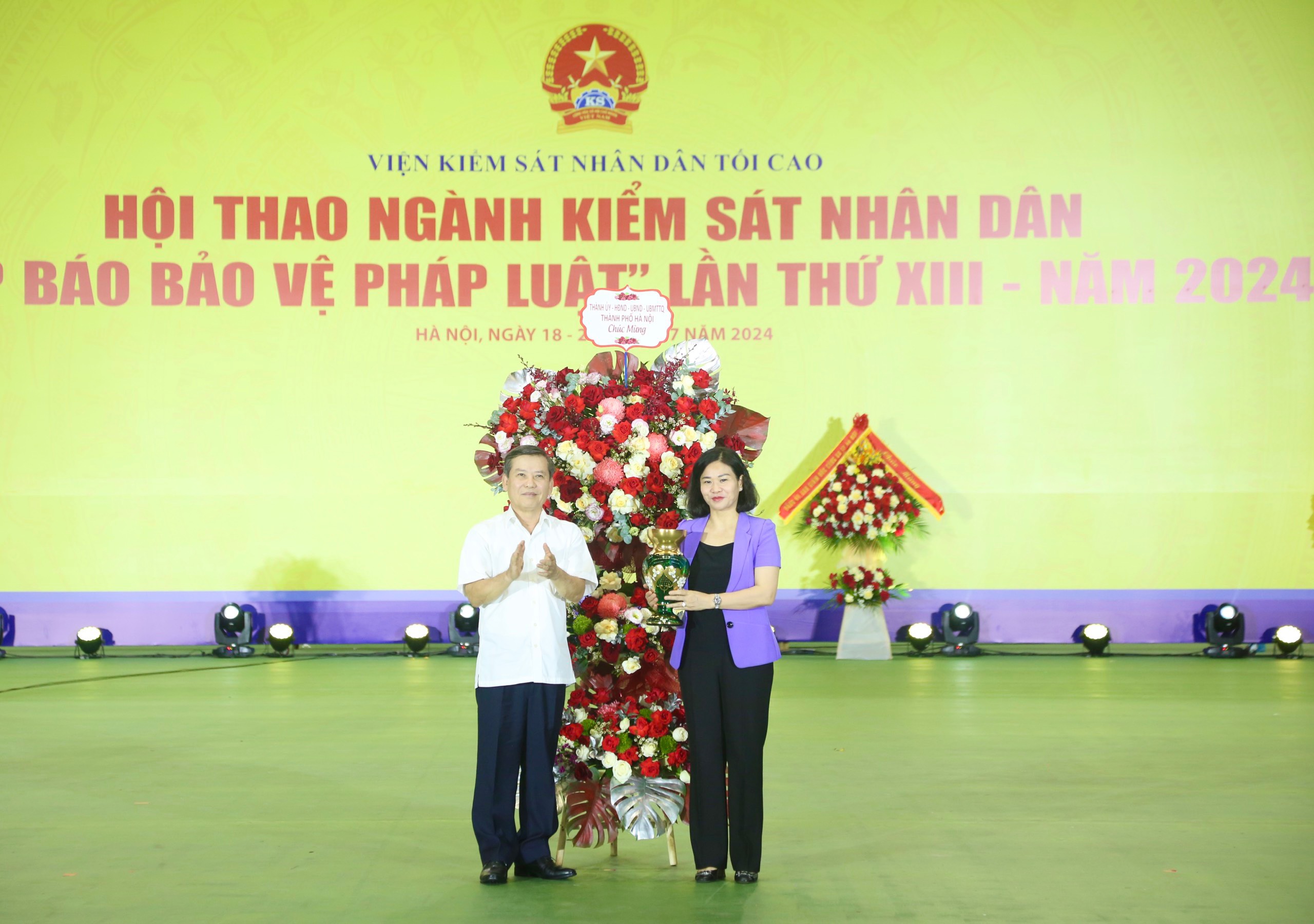 Phó Bí thư Thường trực Thành ủy dự khai mạc Hội thao ngành Kiểm sát nhân dân 