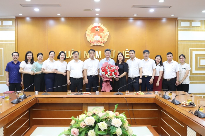 Đồng chí Bùi Ngọc Kính được bổ nhiệm giữ chức Trưởng Phòng Giáo dục và Đào tạo quận quận Nam Từ Liêm