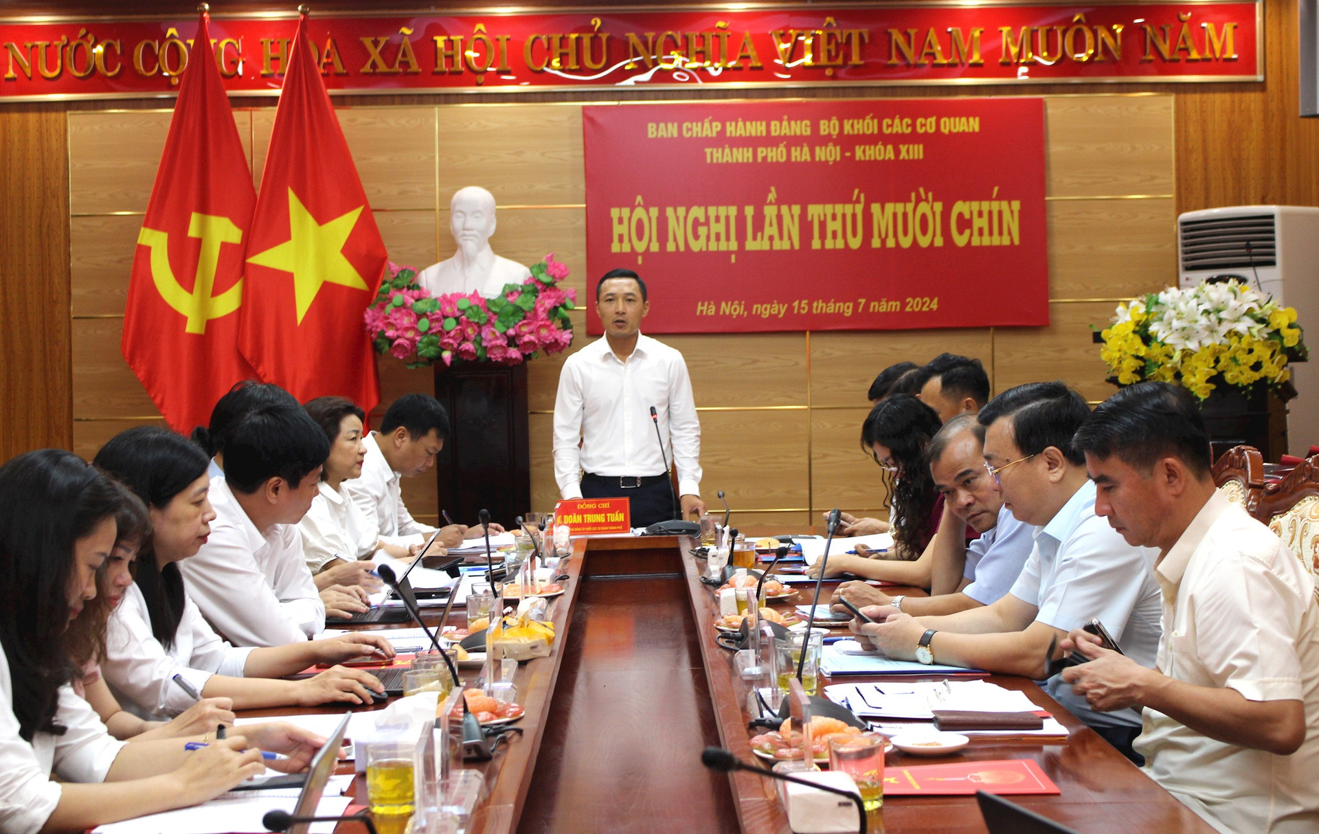 Đảng ủy Khối các cơ quan thành phố: Hoàn thành 24/38 nhiệm vụ trọng tâm, tập trung chuẩn bị Đại hội Đảng lần thứ XIV