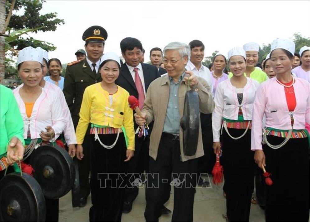 Có một ngôi sao sáng, một ngọn lửa đỏ rực không bao giờ tắt
