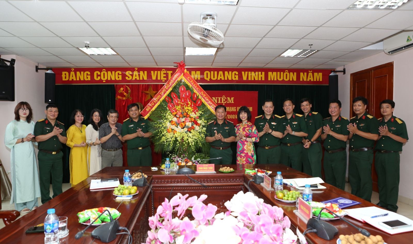 Báo Quốc phòng Thủ đô: Tăng cường tuyên truyền, giữ vững định hướng tư tưởng