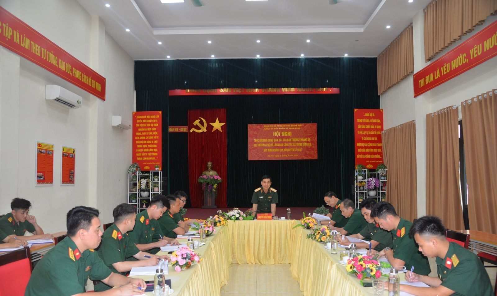 Đoàn Công tác đánh giá cao kết quả thực hiện nhiệm vụ của Đảng ủy Tiểu đoàn Vệ binh - Kiểm soát quân sự