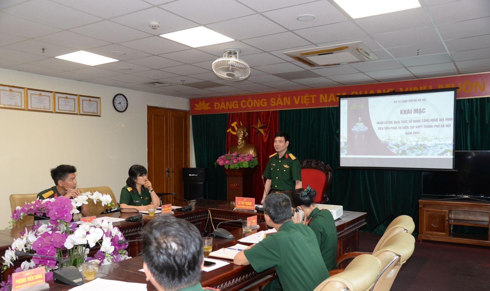 Sư đoàn Bộ binh 301 nâng cao năng lực ứng dụng công nghệ bản đồ 3D trong diễn tập khu vực phòng thủ
