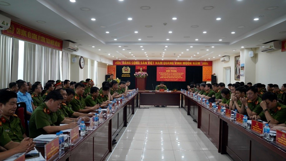 Công an thành phố Hà Nội: Rút kinh nghiệm sâu sắc từ vụ cháy tại phố Trung Kính, nâng cao hiệu quả công tác phòng cháy chữa cháy