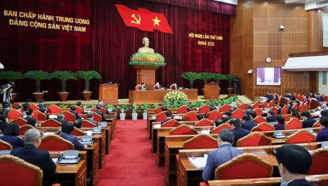 Quy định số 148-QĐ/TW về thẩm quyền của người đứng đầu trong việc tạm đình chỉ công tác đối với cán bộ cấp dưới