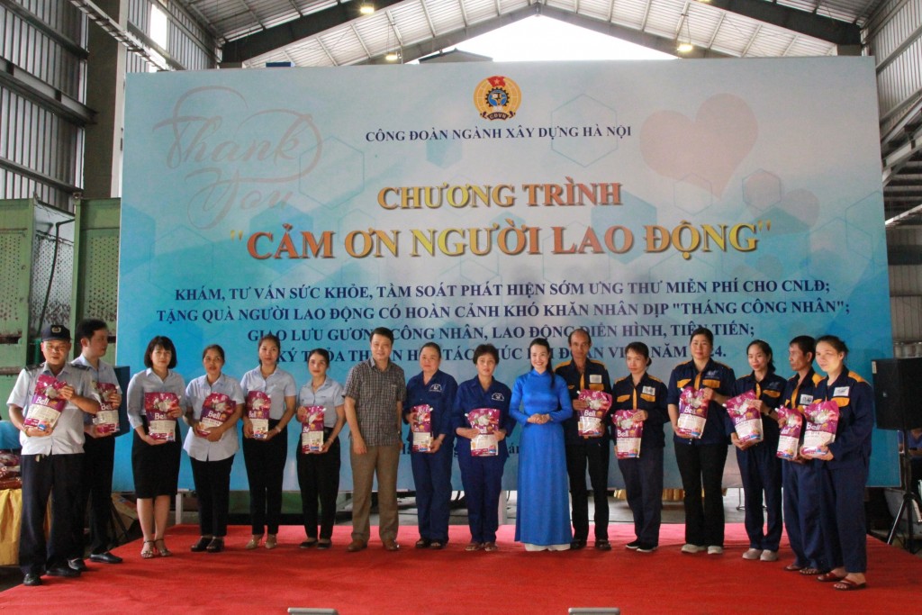Tháng Công nhân 2024: Công đoàn ngành Xây dựng Hà Nội tổ chức nhiều hoạt động thiết thực, ý nghĩa