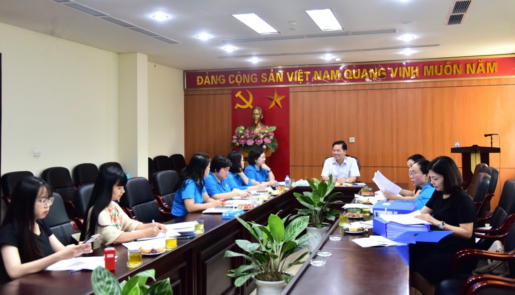 Nâng cao chất lượng thương lượng và ký kết Thỏa ước lao động tập thể tại quận Hoàng Mai