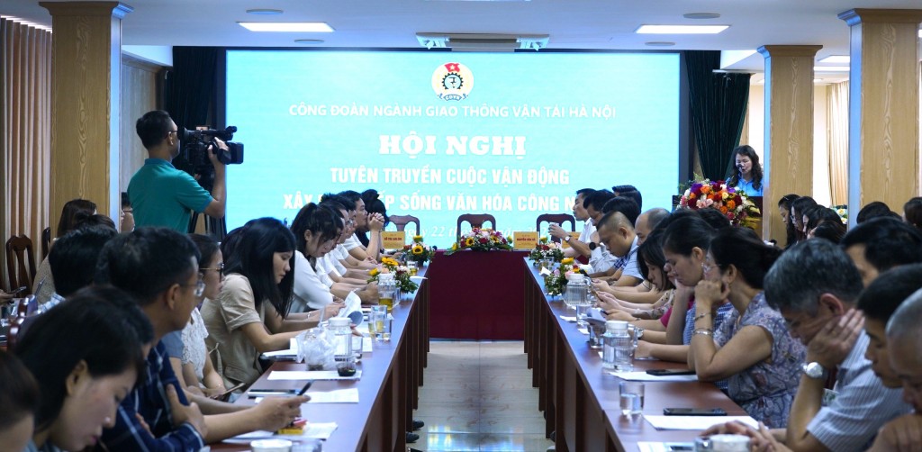 Công đoàn ngành giao thông vận tải Hà Nội: Đẩy mạnh cuộc vận động "Người Việt Nam ưu tiên dùng hàng Việt Nam"