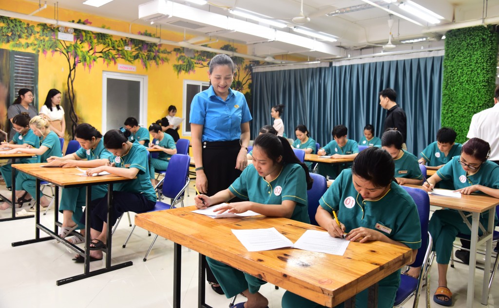 Hội thi tay nghề điều dưỡng huyện Thanh Oai: Nâng cao chất lượng chăm sóc sức khỏe người cao tuổi