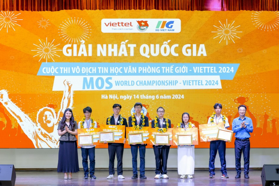 Trao giải cuộc thi Vô địch Tin học Văn phòng thế giới