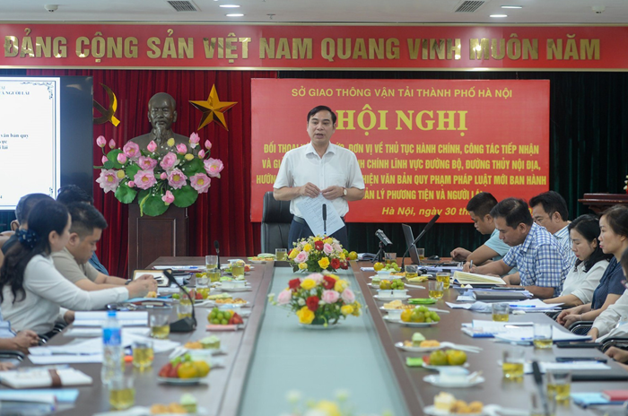 Thành phố Hà Nội đẩy mạnh cải cách hành chính, tạo thuận lợi cho người dân trong việc cấp đổi giấy phép lái xe