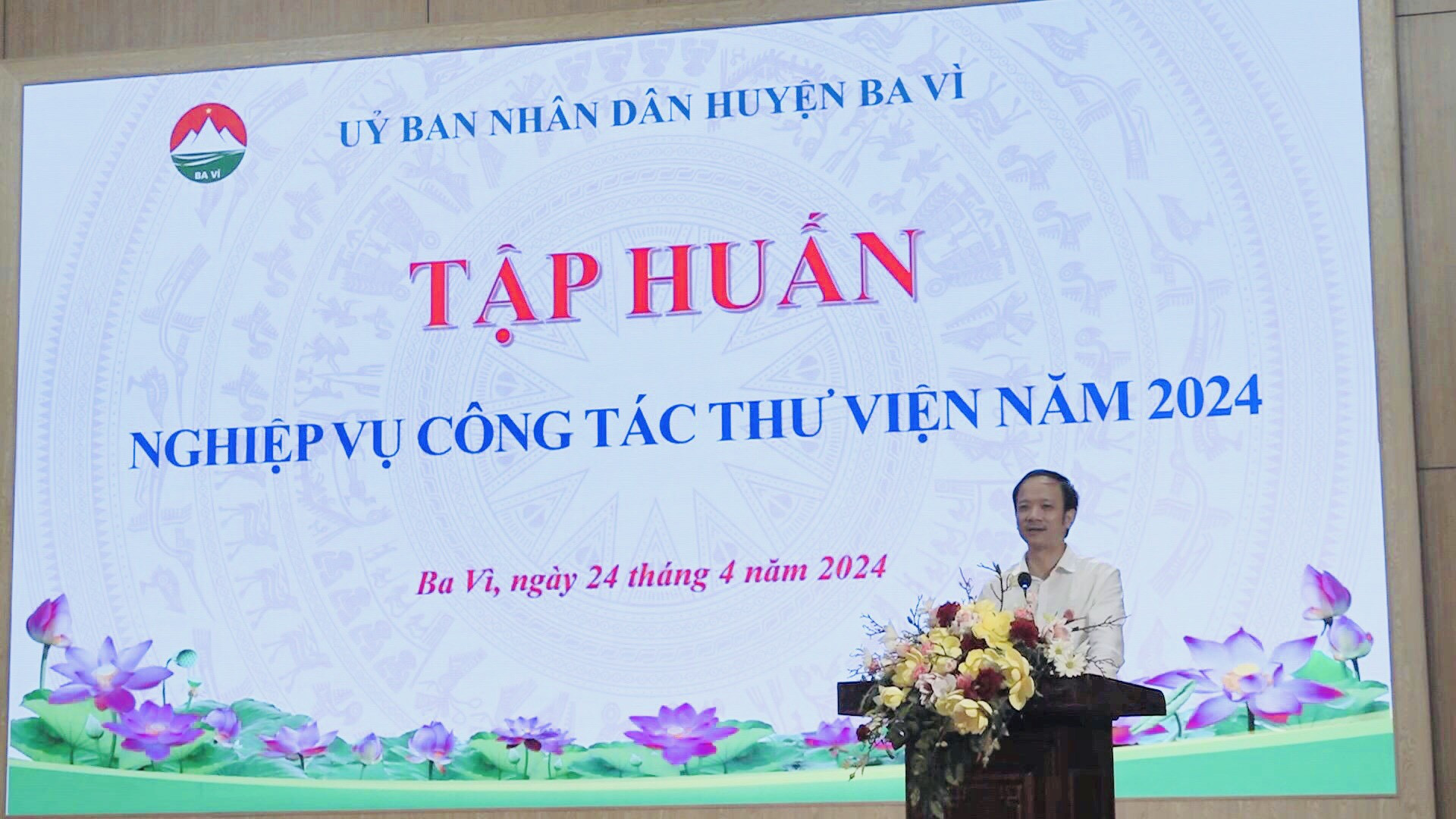 Hội nghị tập huấn nâng cao nghiệp vụ công tác thư viện huyện Ba Vì năm 2024: Nâng cao nhận thức, chuyên môn