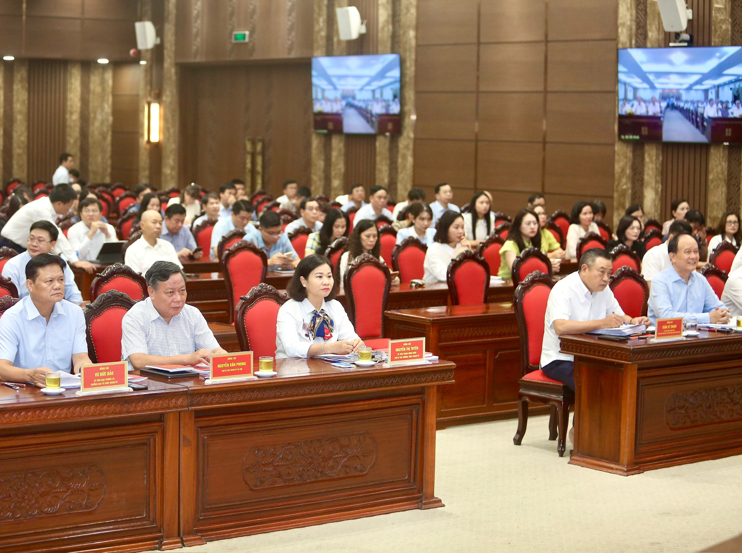 Tự giác tu dưỡng, rèn luyện, “tự soi”, “tự sửa” theo chuẩn mực đạo đức cách mạng