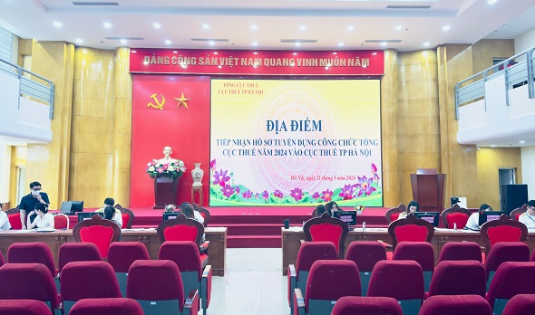 Cục Thuế Hà Nội: Tạo điều kiện thuận lợi nhất cho ứng viên nộp hồ sơ tuyển dụng