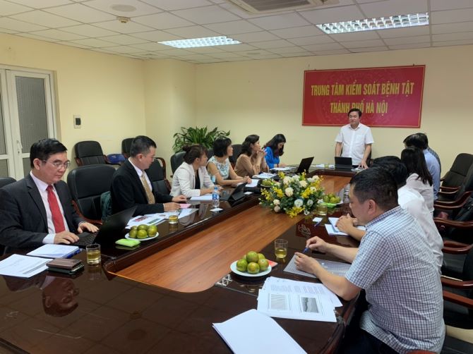 Thành phố Hà Nội cảnh báo nguy cơ dịch sốt xuất huyết gia tăng, tăng cường các biện pháp phòng chống