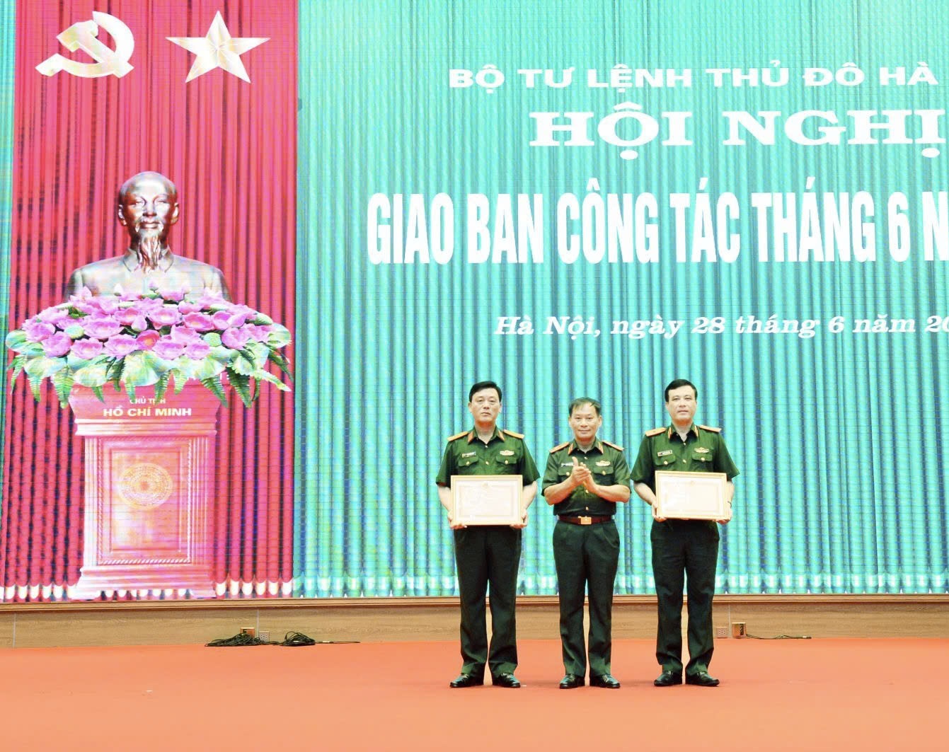 Bộ Tư lệnh Thủ đô Hà Nội: Hoàn thành xuất sắc nhiệm vụ, sẵn sàng chiến đấu