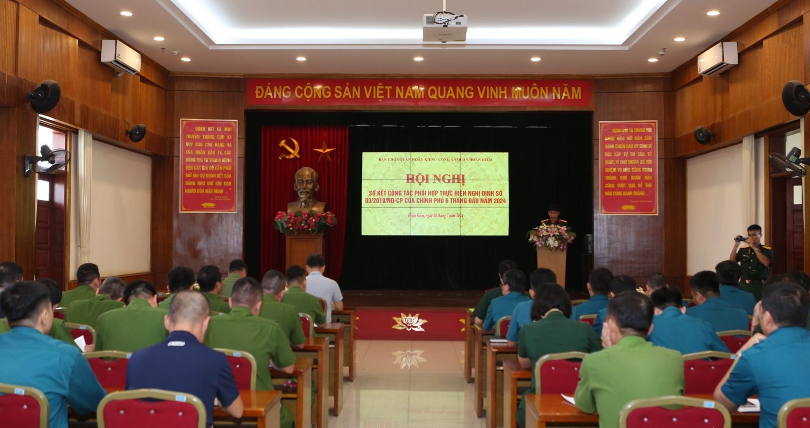 Củng cố thế trận lòng dân, bảo vệ vững chắc an ninh Tổ quốc tại quận Hoàn Kiếm
