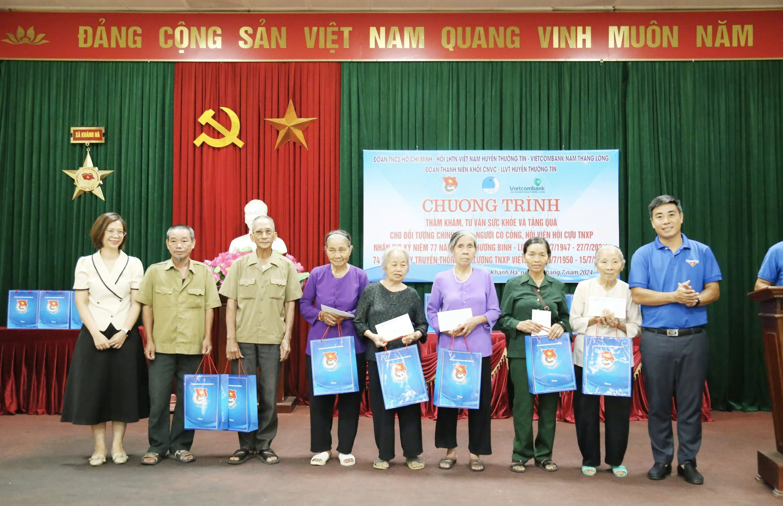 Tuổi trẻ Thường Tín tri ân người có công với cách mạng, thể hiện tinh thần "Uống nước nhớ nguồn"