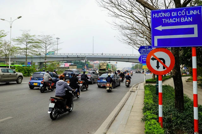 Thành phố Hà Nội tổ chức lại giao thông tại nút giao Cổ Linh - Bát Khối để đảm bảo an toàn