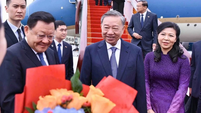 Tổng Bí thư, Chủ tịch nước Tô Lâm và Phu nhân thăm cấp Nhà nước tới Cộng hòa nhân dân Trung Hoa
