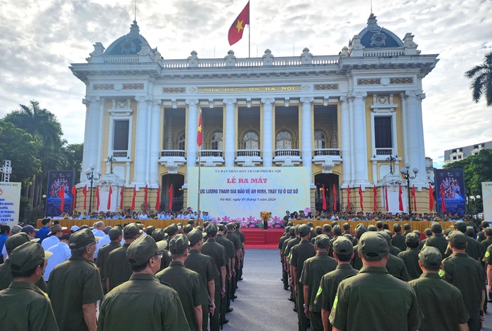 Thành phố Hà Nội ra mắt lực lượng bảo vệ an ninh trật tự ở cơ sở, tăng cường an ninh trật tự
