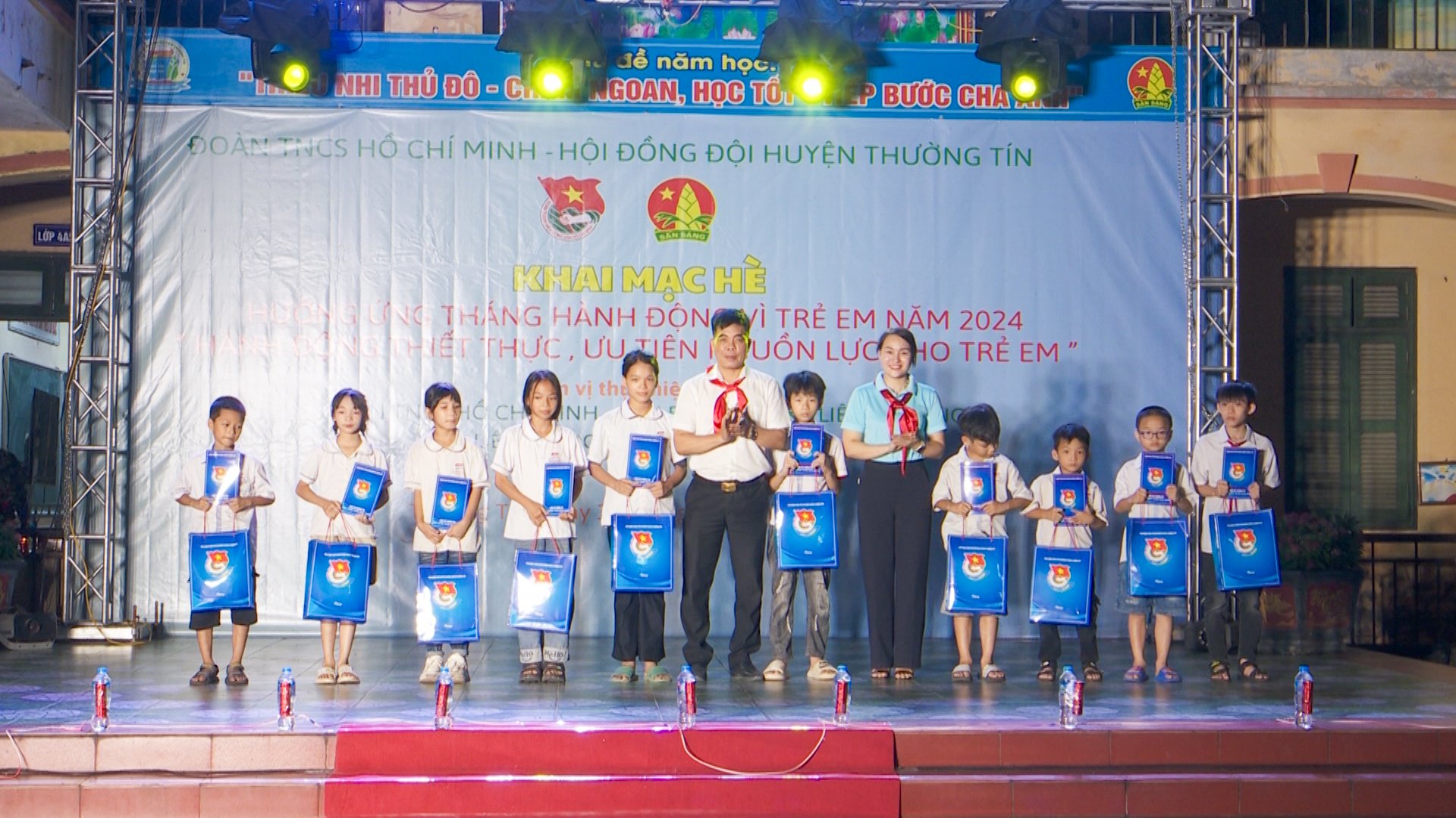 Khai mạc chương trình hè: Tất cả vì trẻ em - tương lai của đất nước 