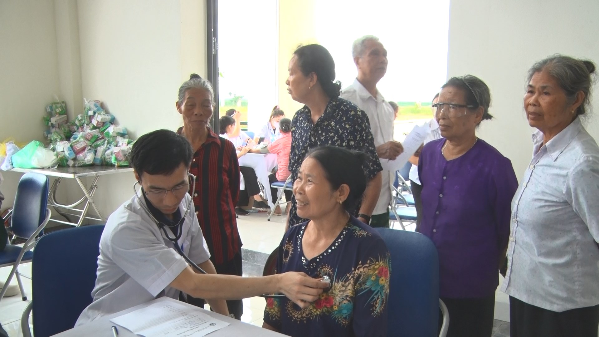 Thanh niên Ba Vì chung tay chăm sóc sức khỏe cộng đồng