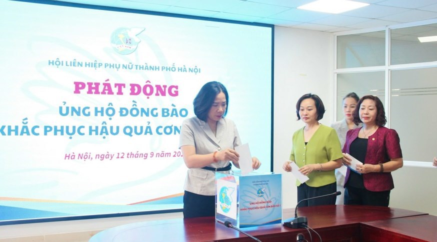 Hội Liên hiệp phụ nữ thành phố Hà Nội tích cực hỗ trợ khắc phục hậu quả bão lũ và tiêu thụ nông sản