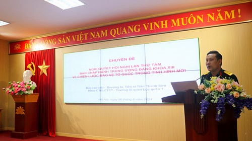 Thị xã Sơn Tây tổ chức bồi dưỡng chính trị hè 2024 cho cán bộ quản lý và giáo viên