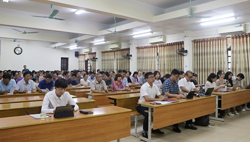 Thị xã Sơn Tây: Gần 200 cán bộ chủ chốt tham gia lớp cập nhật thông tin tuyên truyền trọng điểm
