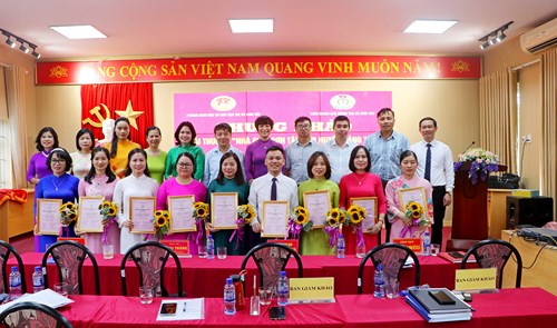 Giải thưởng "Nhà giáo Sơn Tây tâm huyết, sáng tạo" năm học 2023-2024: Tôn vinh sự cống hiến và đổi mới giáo dục