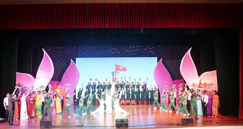 Thị xã Sơn Tây tạo dấu ấn với liên hoan nghệ thuật quần chúng “Hà Nội - Niềm tin và hy vọng”