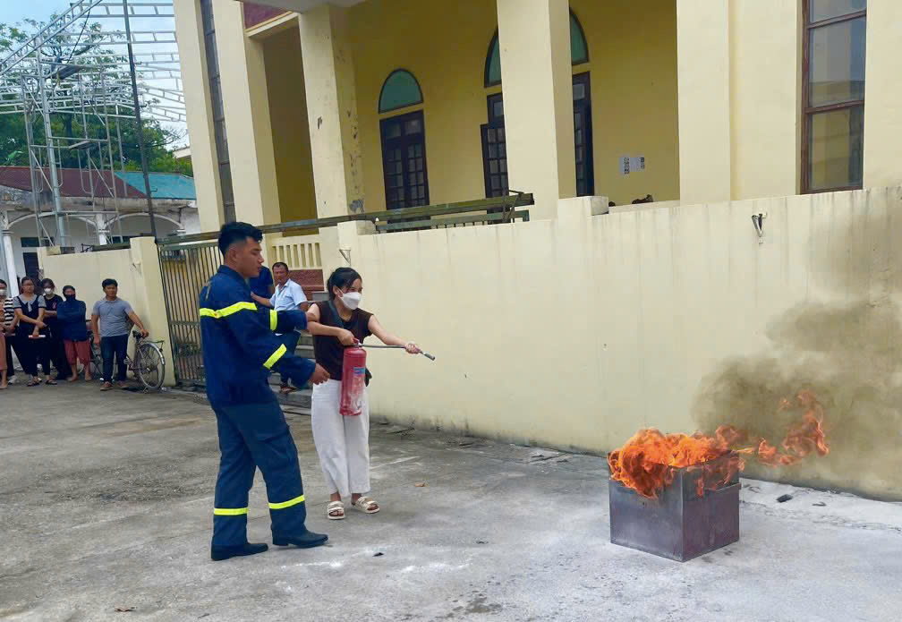 Nâng cao ý thức phòng cháy chữa cháy và cứu nạn cứu hộ cho các hộ kinh doanh, sản xuất tại Mỹ Đức