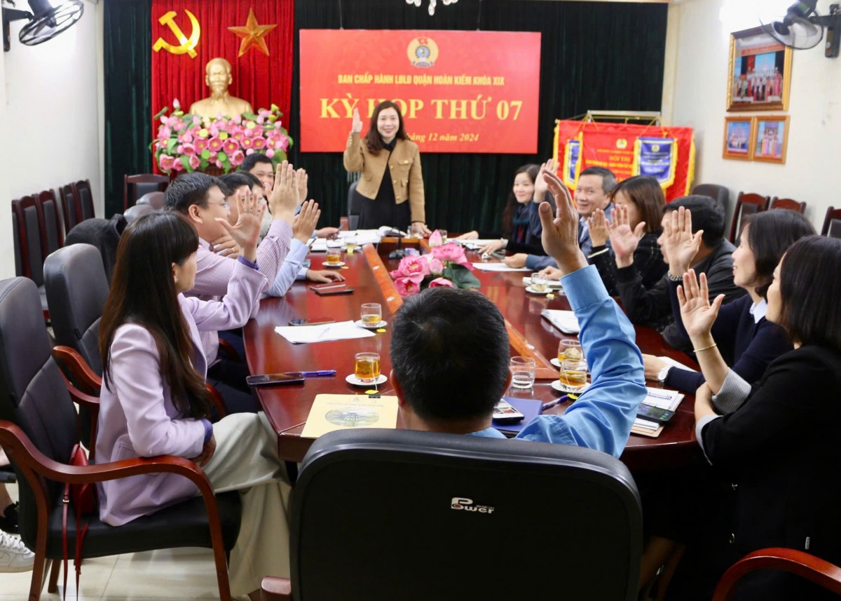 Liên đoàn Lao động quận Hoàn Kiếm: Phong trào thi đua đổi mới và sáng tạo, tạo động lực cho sự phát triển bền vững