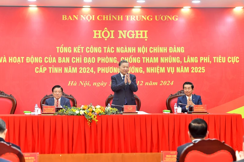Nâng cao hiệu quả tham mưu chiến lược về lĩnh vực nội chính, phòng, chống tham nhũng, lãng phí, tiêu cực