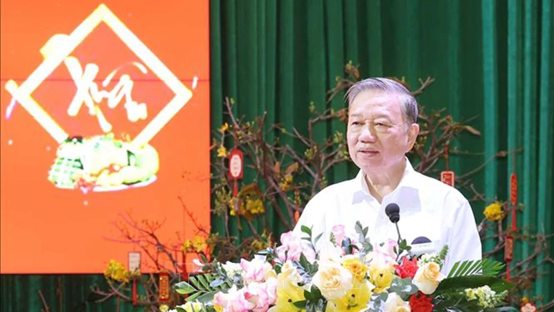 Tổng Bí thư Tô Lâm gặp mặt cán bộ công an cấp cao các thời kỳ