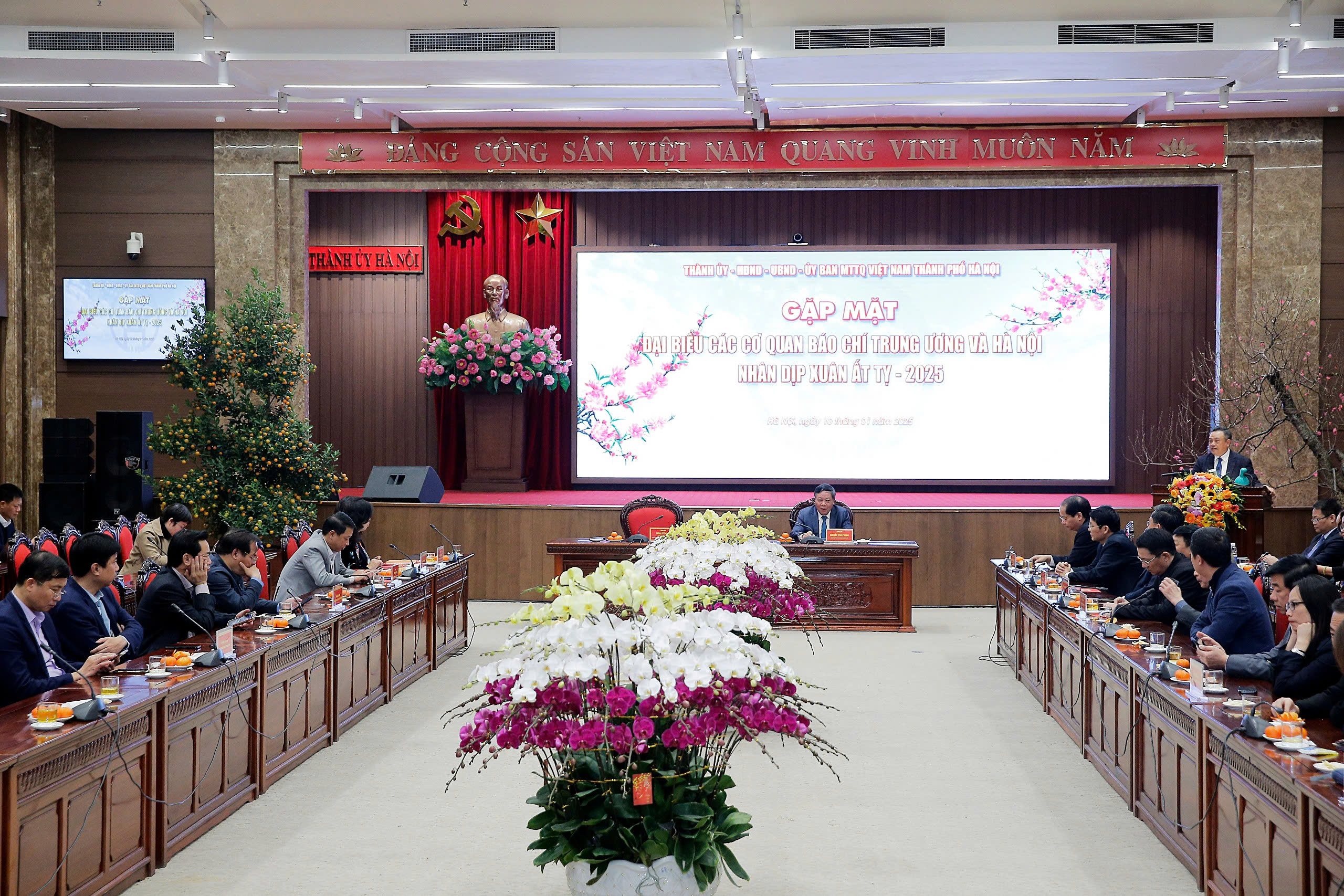 Lan tỏa những giá trị tốt đẹp để thúc đẩy sự phát triển bền vững của Thủ đô