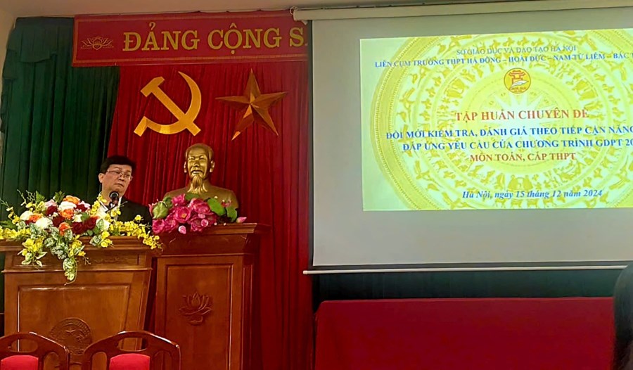 Tổ chức sinh hoạt chuyên đề: Hướng đến nâng cao chất lượng giáo dục phổ thông