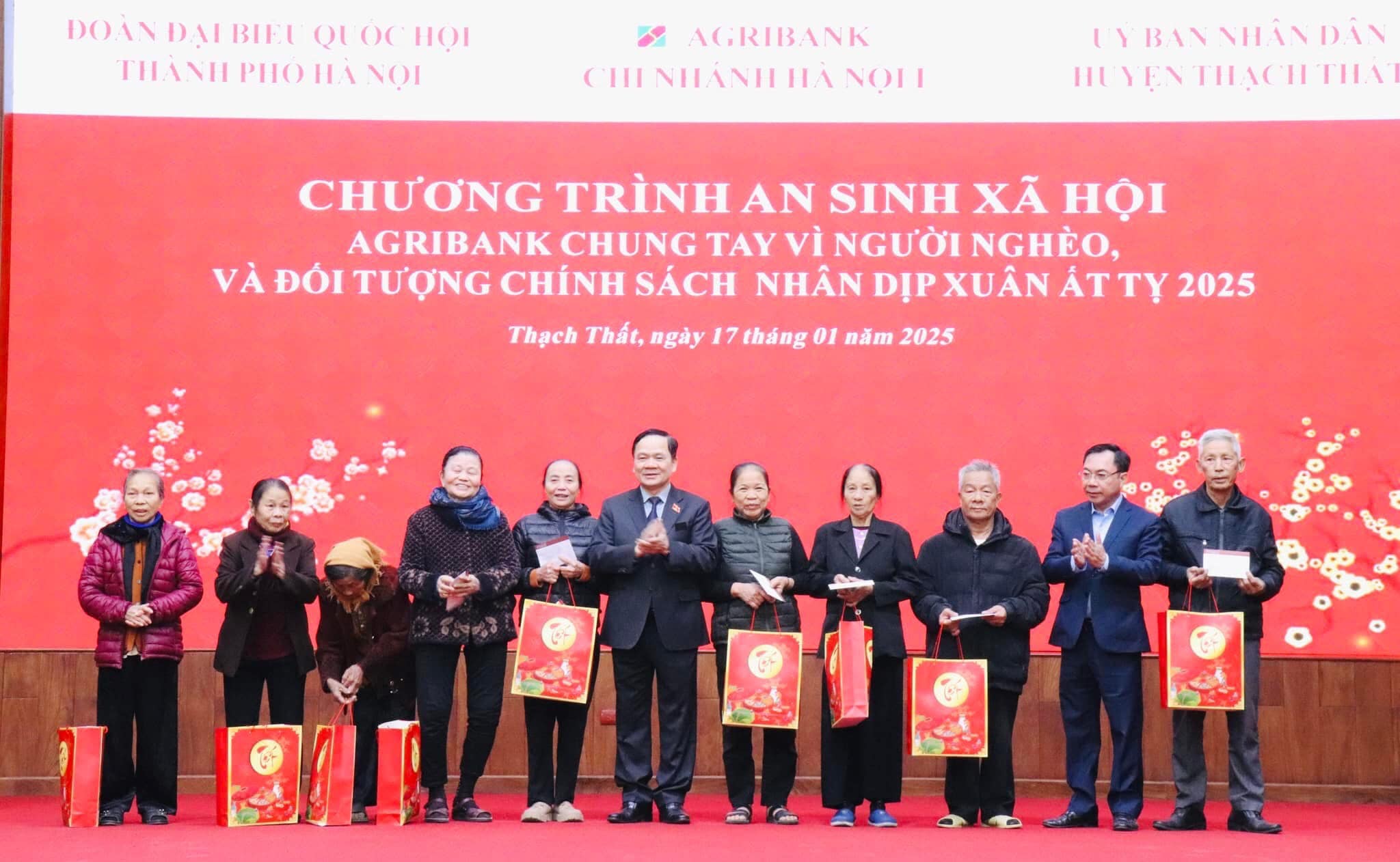 Phát huy truyền thống “tương thân, tương ái”, chung tay chăm lo tết cho người nghười nghèo, gia đình chính sách